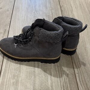 Cozy Gray womens Boots